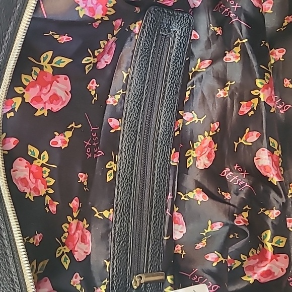 Betsey Johnson Black & White Striped Shoulder Bag with Pearl/Sequin Butterfly - Picture 13 of 15